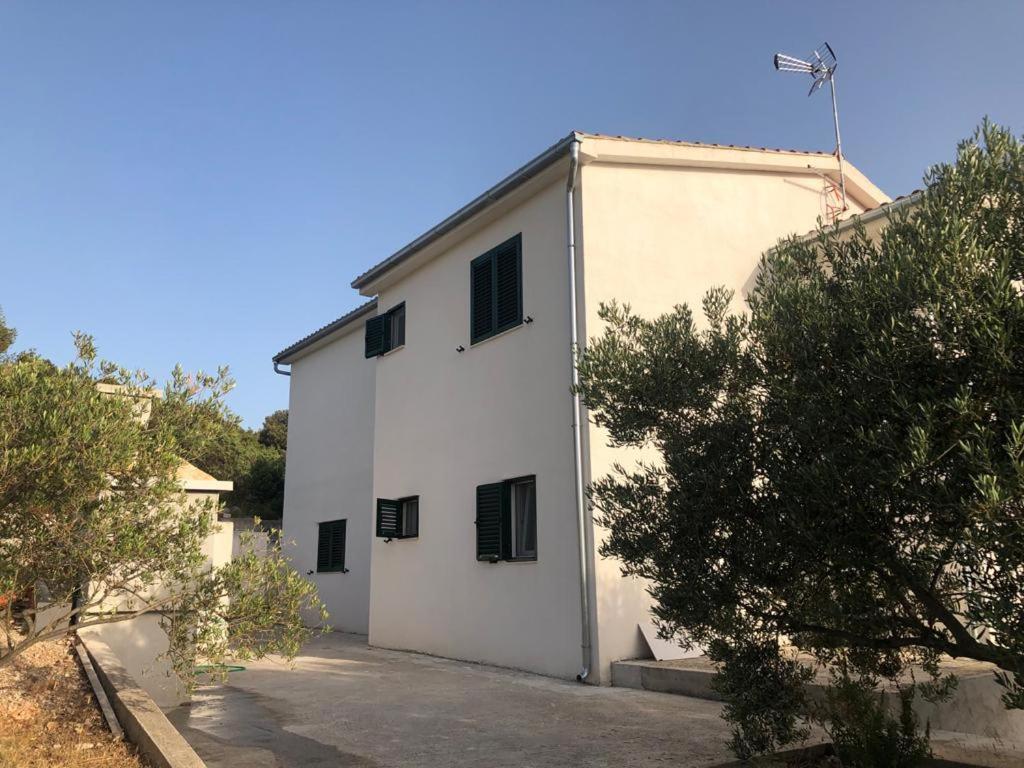 Apartmani Mares Razanj Bagian luar foto